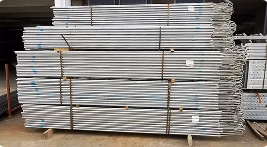 Venta caliente 3m andamio de tubo de acero que sube la escalera de la escalera del mono